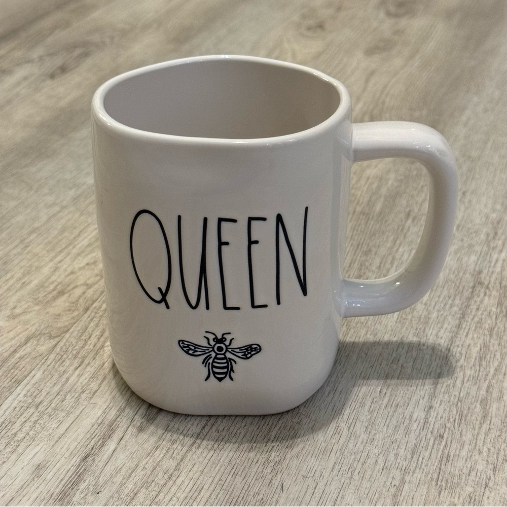 Rae Dunn White 'QUEEN' Bee Ceramic Mug